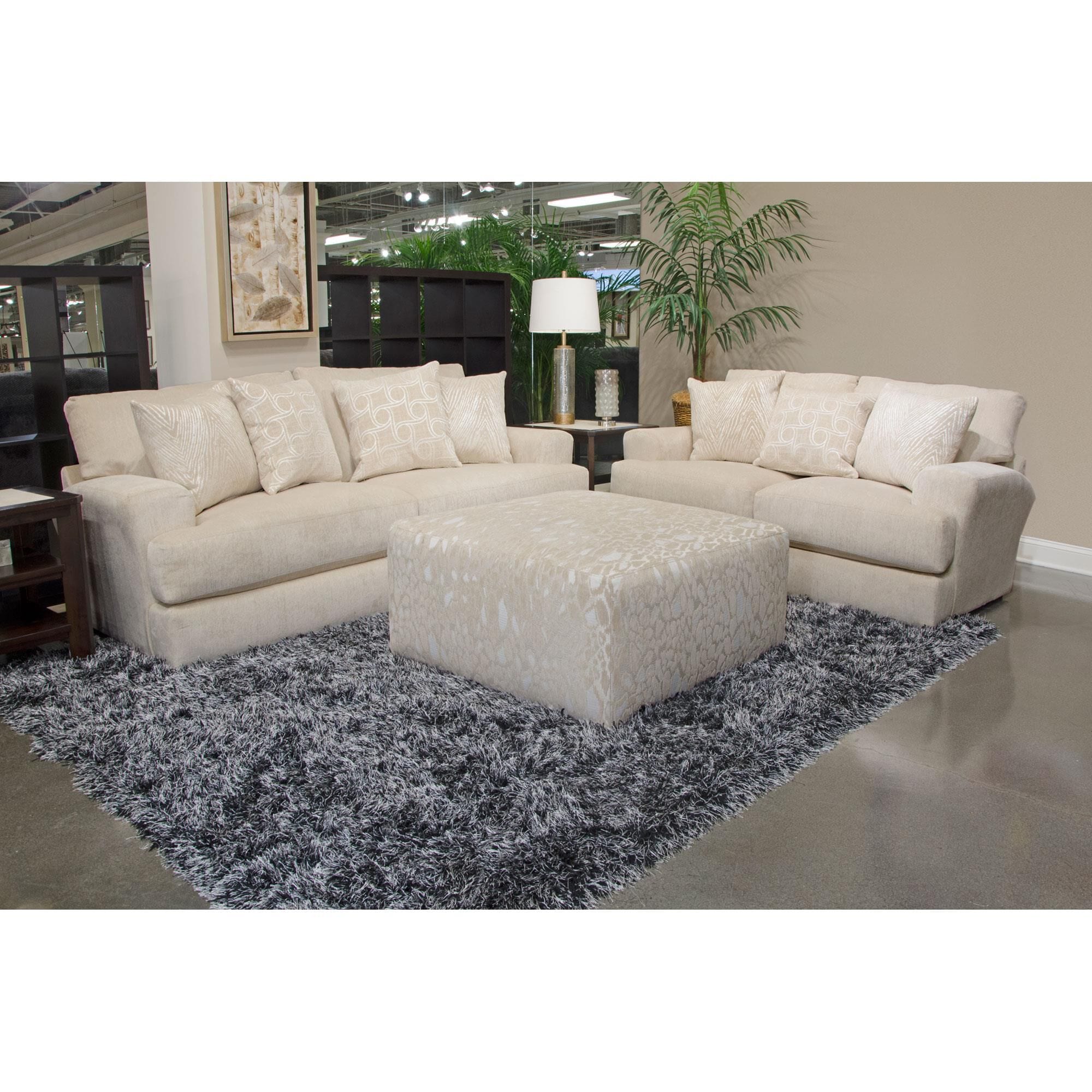 Lamar clearance cream sofa
