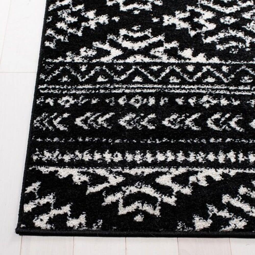 Safavieh Tulum  5&#39;3&quot; x 7&#39;6&quot; Black and Ivory Area Rug, , large