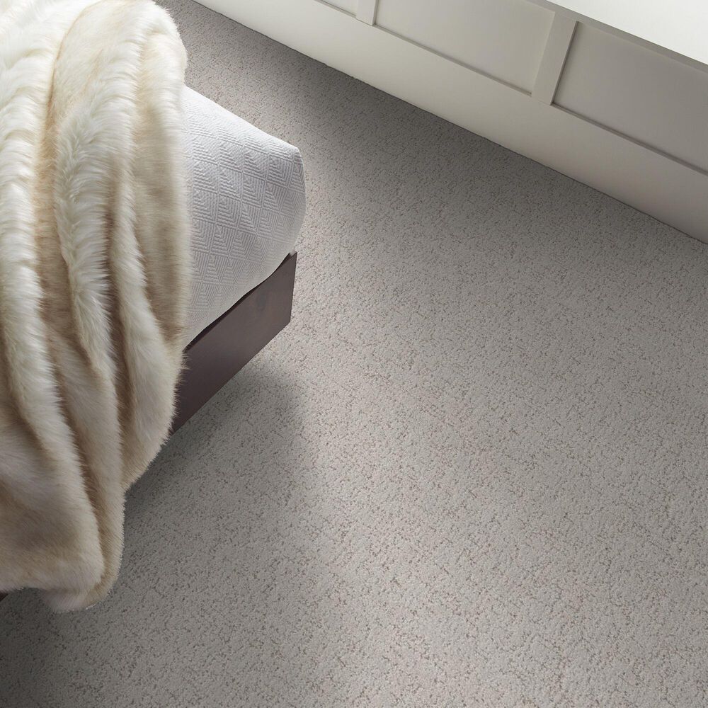 Shaw Run Free Carpet in Cashmere, , large