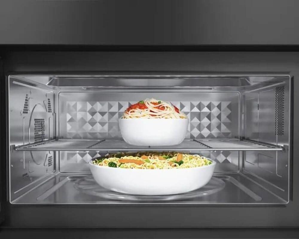 Bosch 30" Over the Range Microwave in Black Stainless Steel, , large