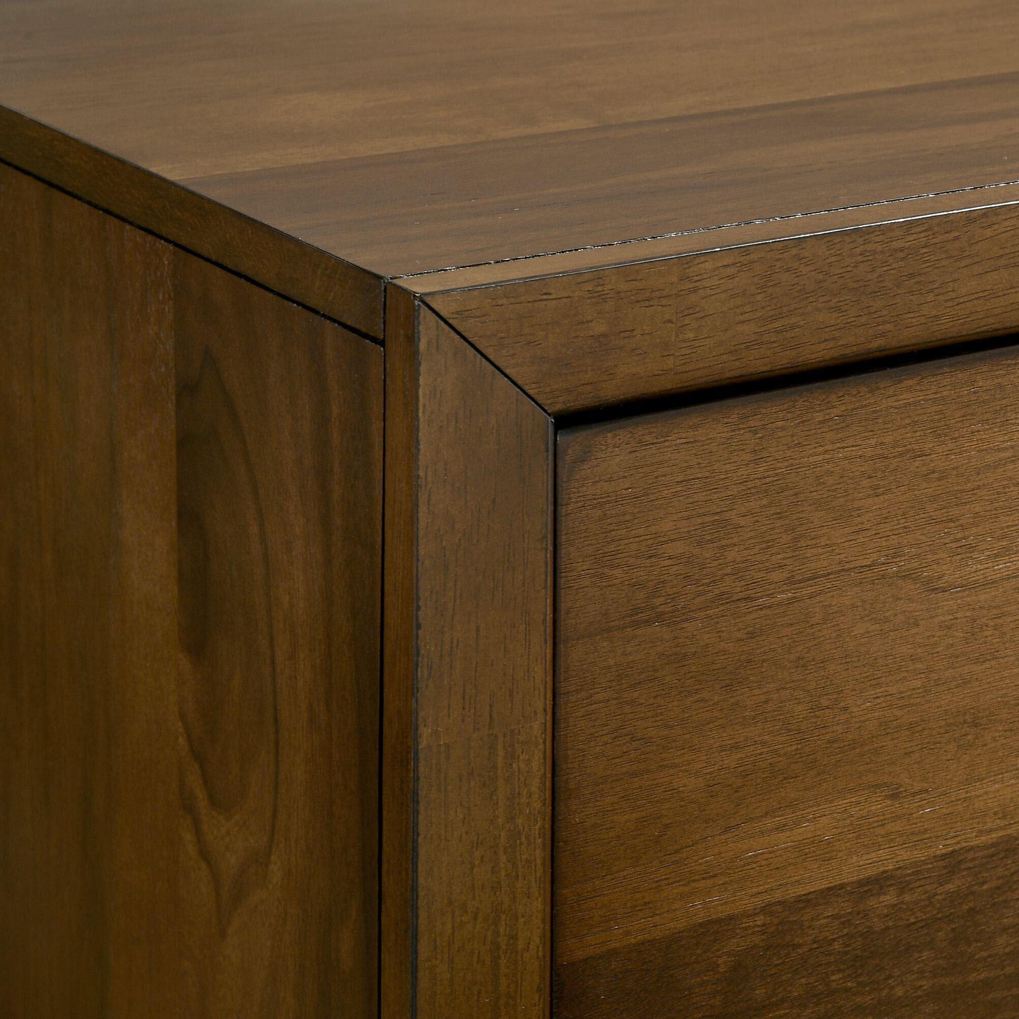 Mayberry Hill Malibu 5-Drawer Chest in Walnut
