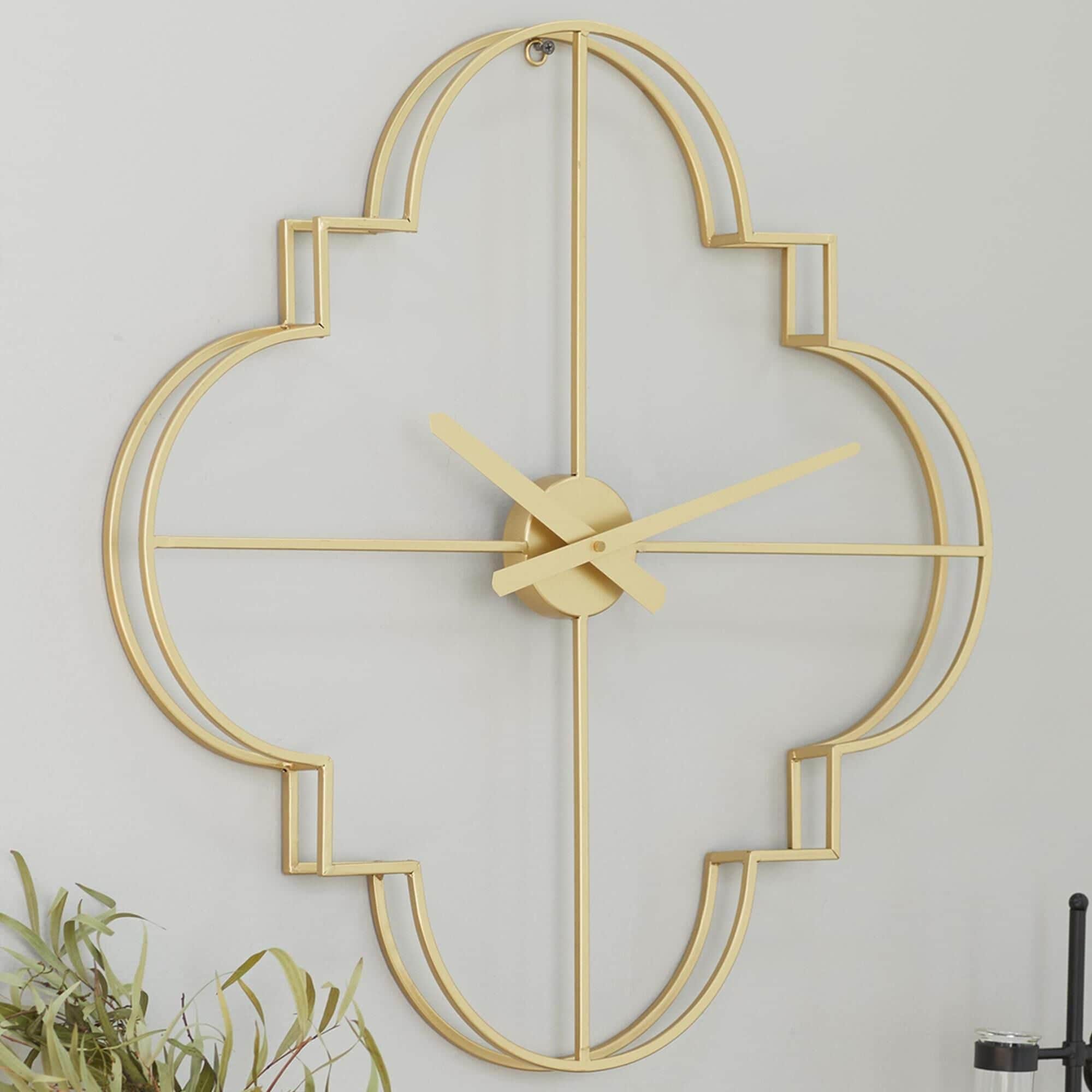Maple and Jade Open Frame Quatrefoil Decorative Wall Clock in