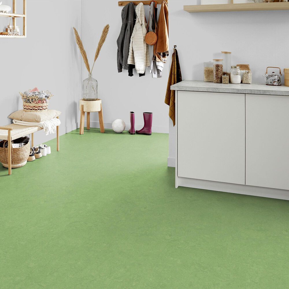 Forbo Marmoleum Cinch Loc Seal 12&quot; x 12&quot; Laminate Tile in Leaf, , large