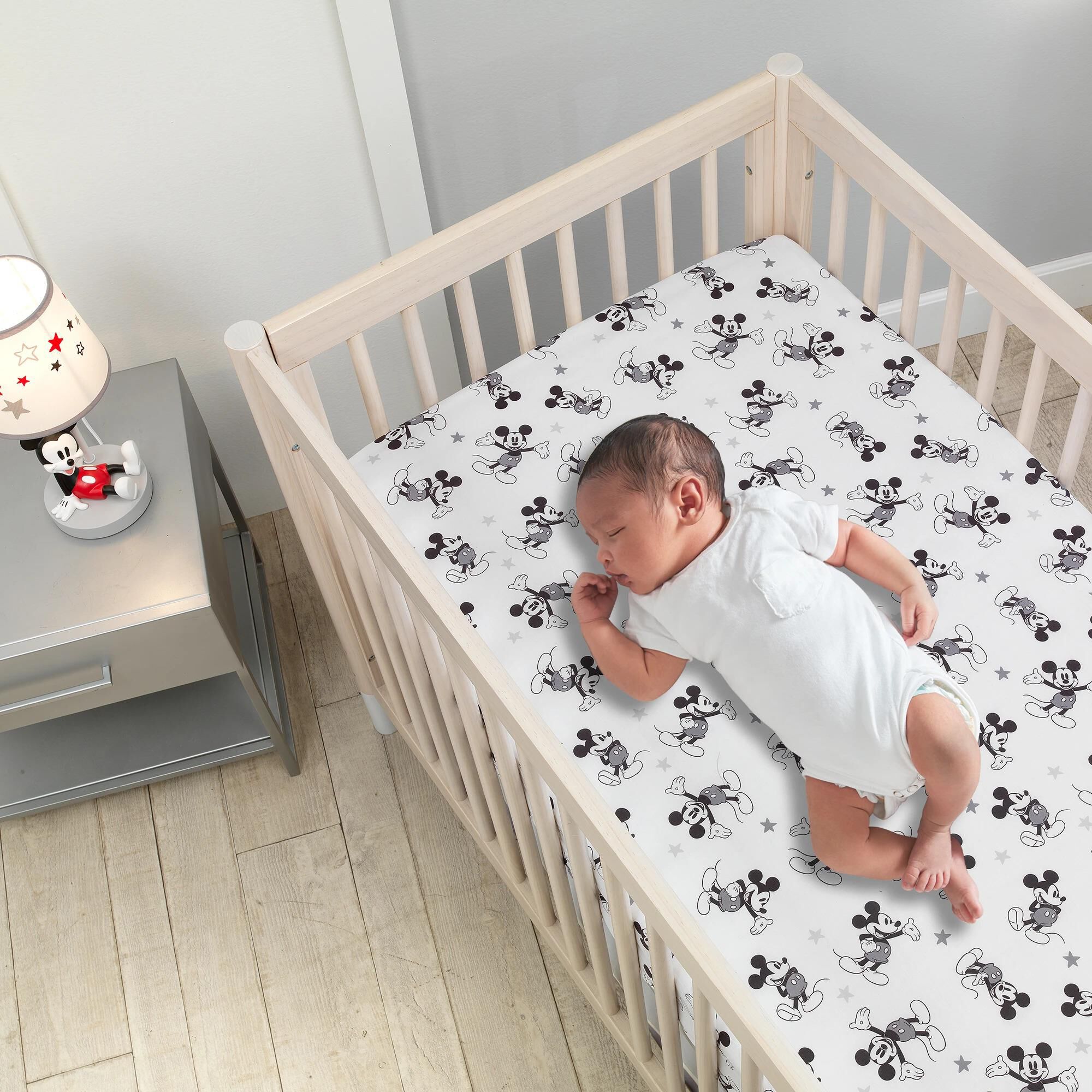 Mickey crib 2025