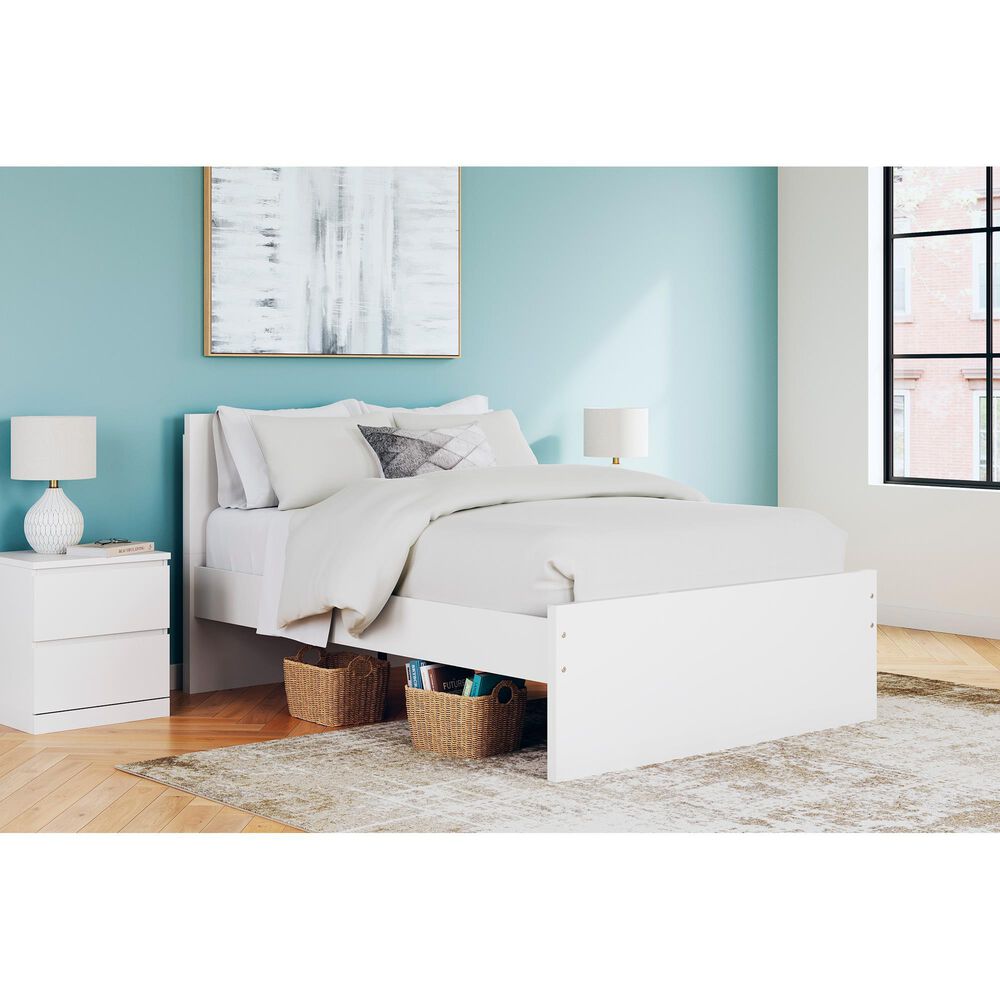 Ashley Onita Full Panel Platform Bed in White, , large