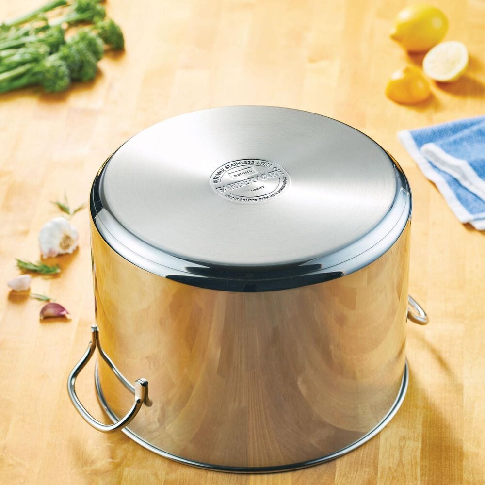 Meyer Corporation Classic 16-Quart Stockpot with Lid in Stainless Steel, , large