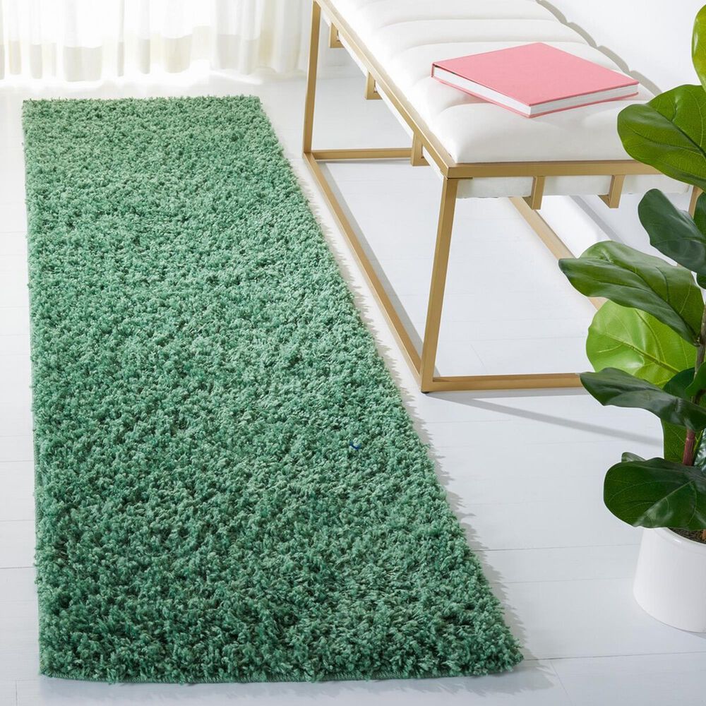 Safavieh Venus Shag 2&#39;2&quot; x 8&#39; Green Runner, , large