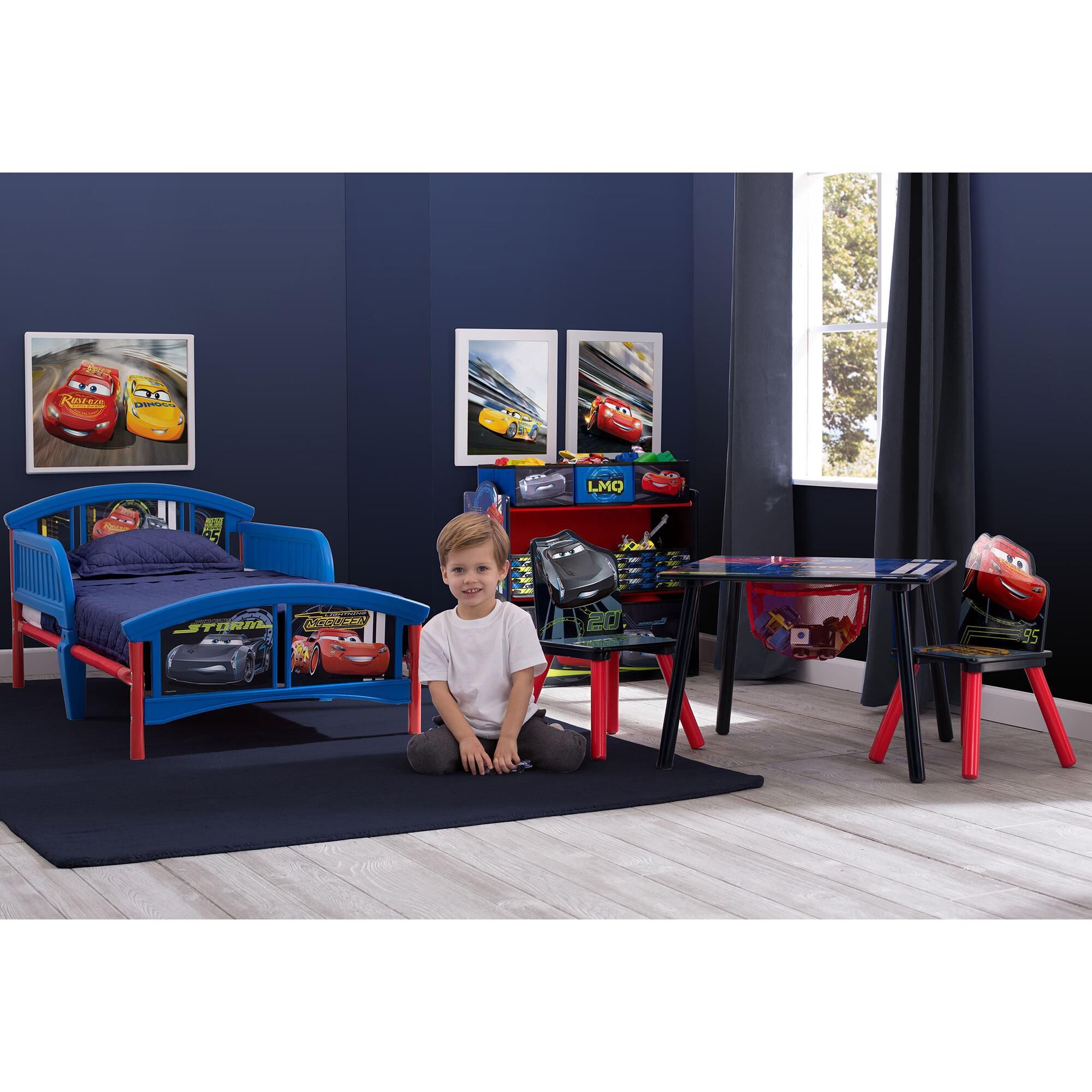 Cars chair hotsell for toddlers