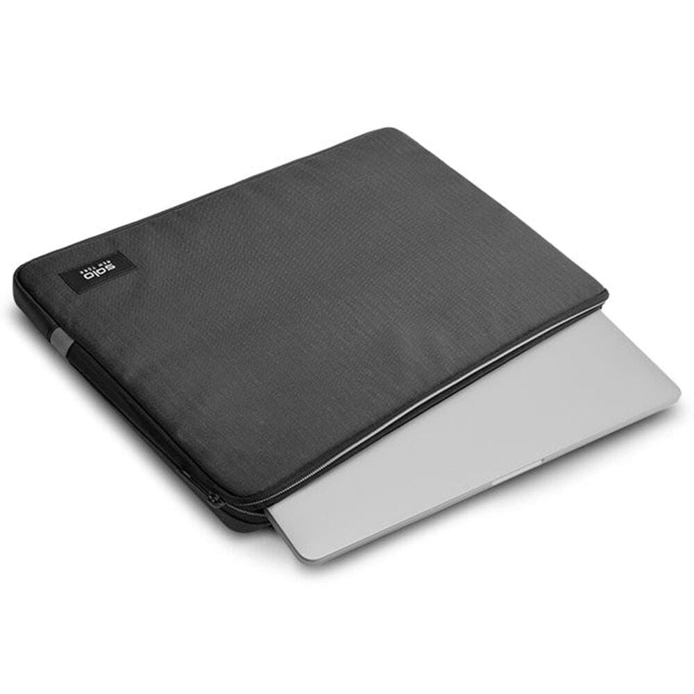 Solo Gamma Sleeve for 15.6&quot; Laptop in Black, , large