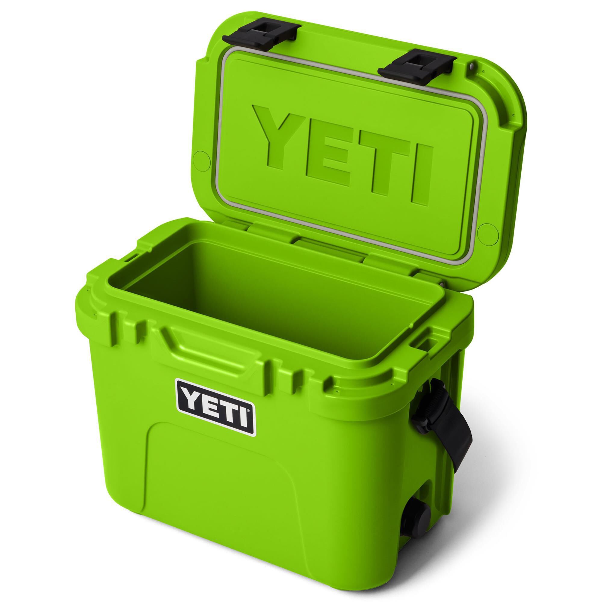 YETI Roadie 15 Hard Cooler in Venom