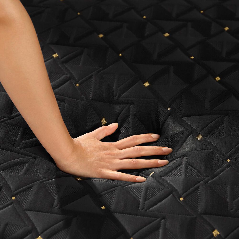 Beautyrest Black Hybrid Series 4 Plush Apex Top Full Mattress, , large