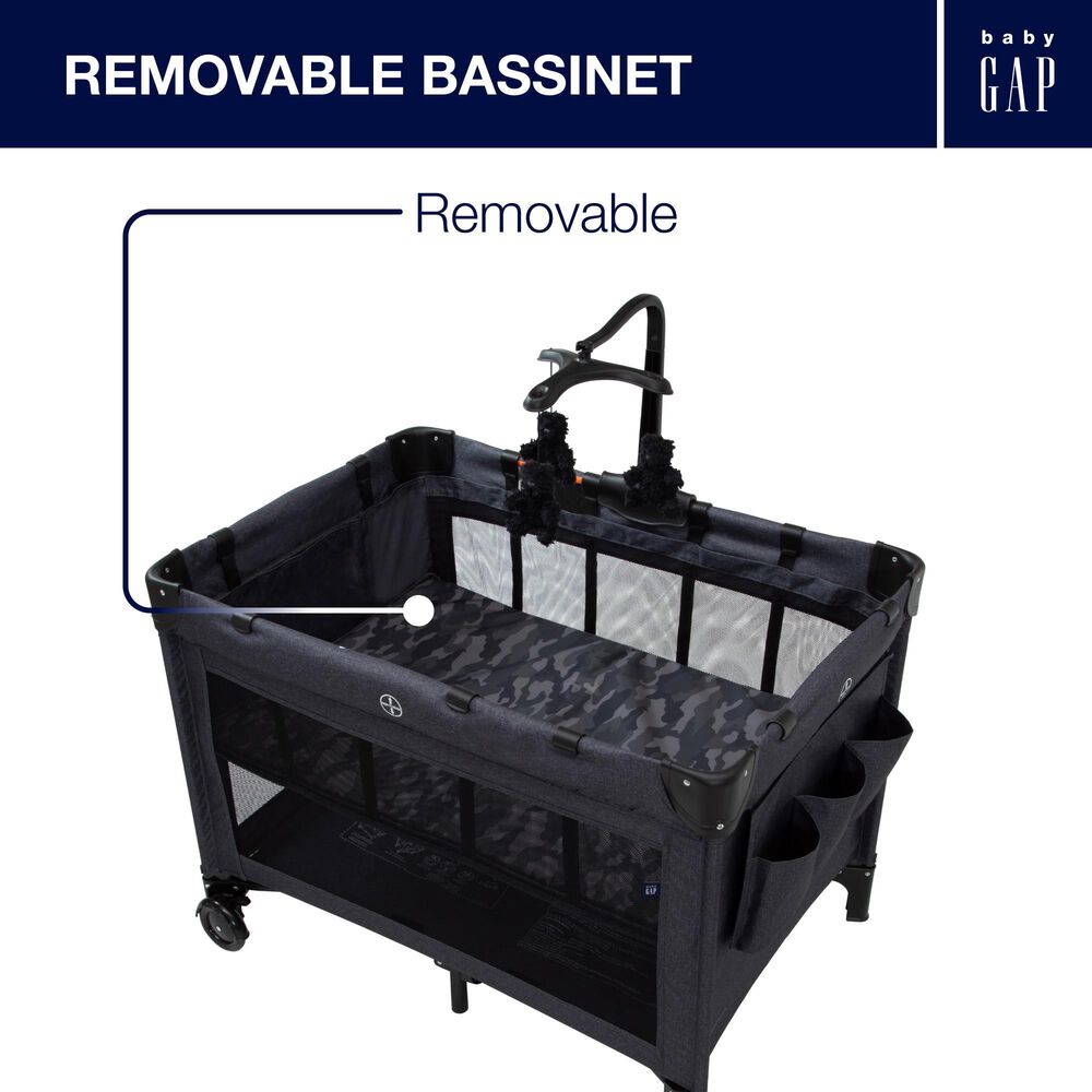 Delta Deluxe Play Yard in Black Camo, , large