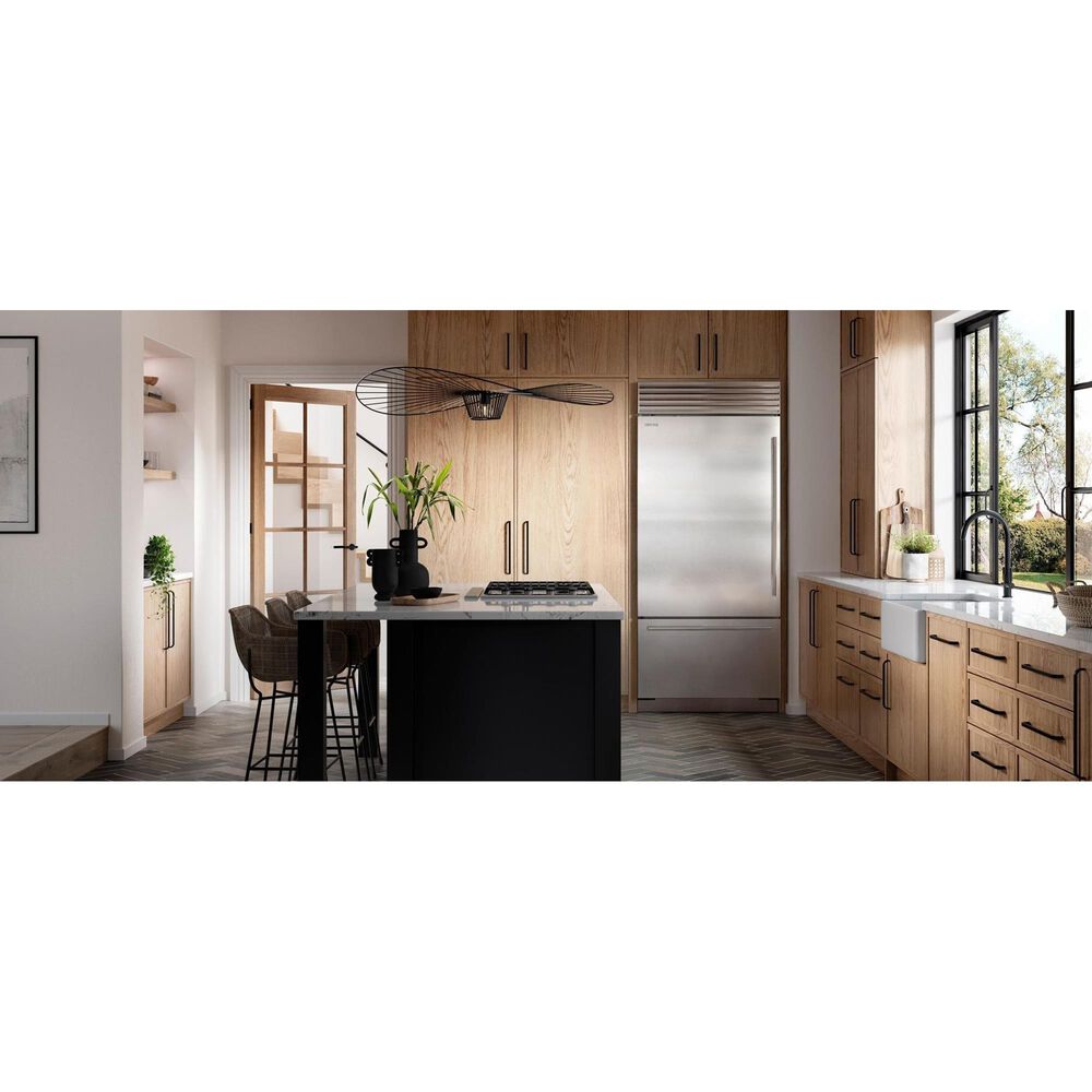 Sub Zero 20.7 Cu. Ft. Classic Right Hinge Bottom-Freezer Refrigerator with Internal Water Dispenser and Pro Handle in Stainless Steel, , large
