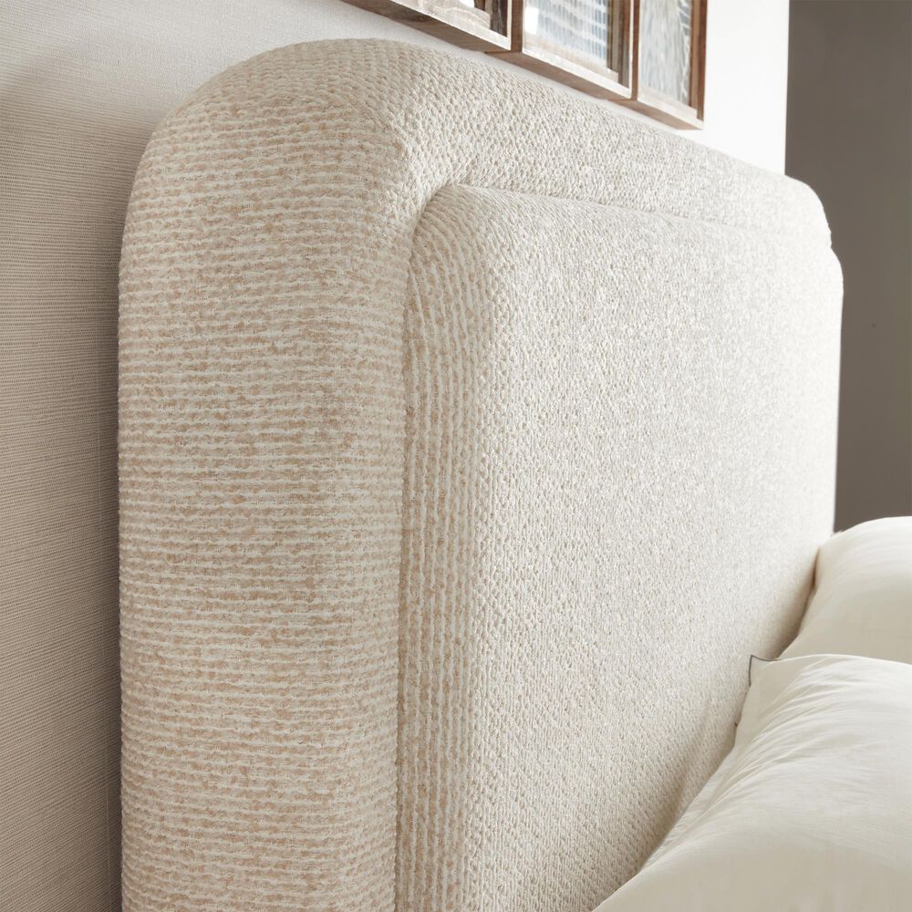 Chapel Hill Huntington Queen Upholstered Panel Bed in Beach Grass, , large