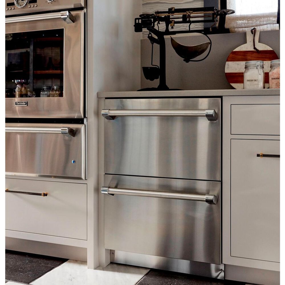Thermador 24" Under Counter Double Drawer Refrigerator Professional