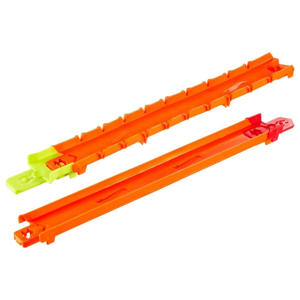 Mattel Track Creator Starter Set with Toy Vehicle in Multicolor, , large