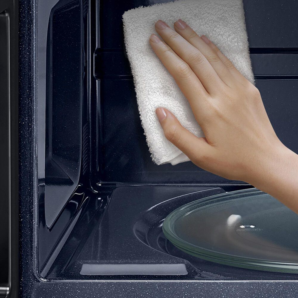 Samsung 2-Piece Kitchen Package with 6 Cu. Ft. Freestanding Gas Range and 2.1 Cu. Ft. Bespoke Fingerprint Resistant Over-the-Range Microwave in Stainless Steel, , large