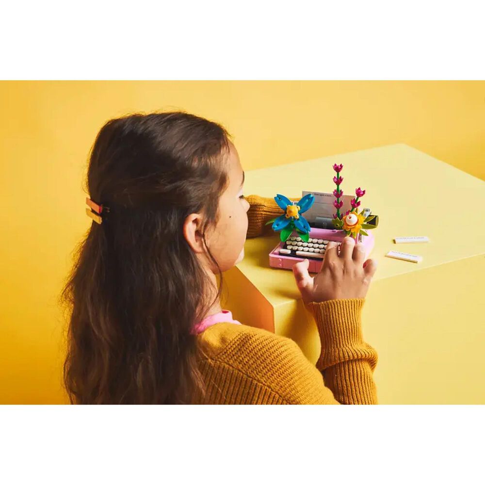 LEGO Creator Typewriter with Flowers, , large