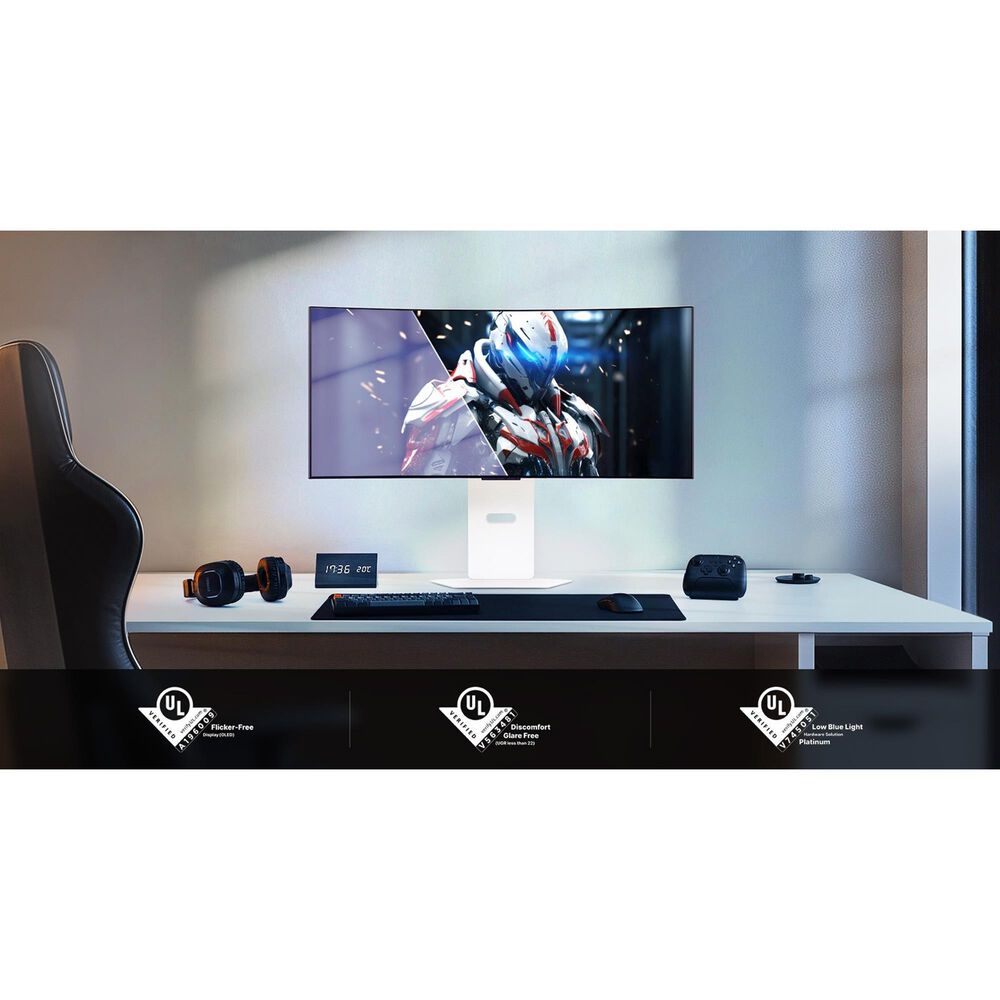 LG 34&quot; UltraGear OLED WQHD Curved Smart Gaming Monitor in White, , large