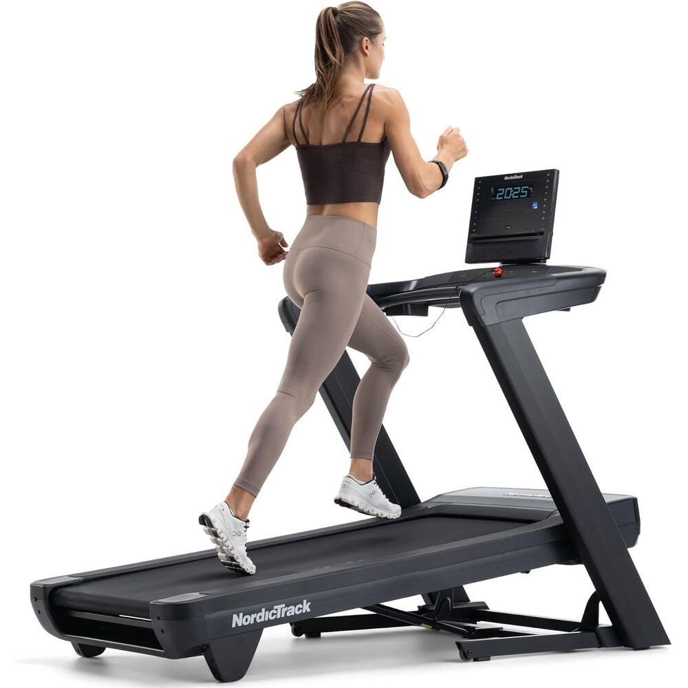 NordicTrack Commercial LE Treadmill in Black, , large