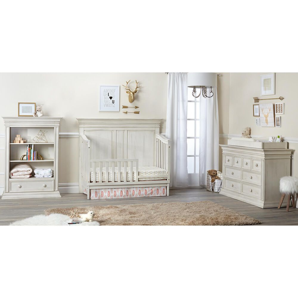 Baby Cache Vienna Changing Station in Antique White NFM