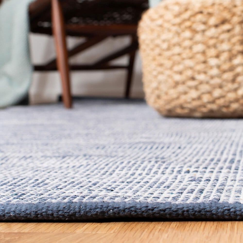 Safavieh Montauk 4&#39; x 6&#39; Navy Blue Area Rug, , large