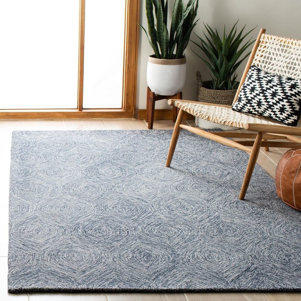 Safavieh Micro-Loop Transitional 4&#39; x 6&#39; Grey and Ivory Area Rug, , large