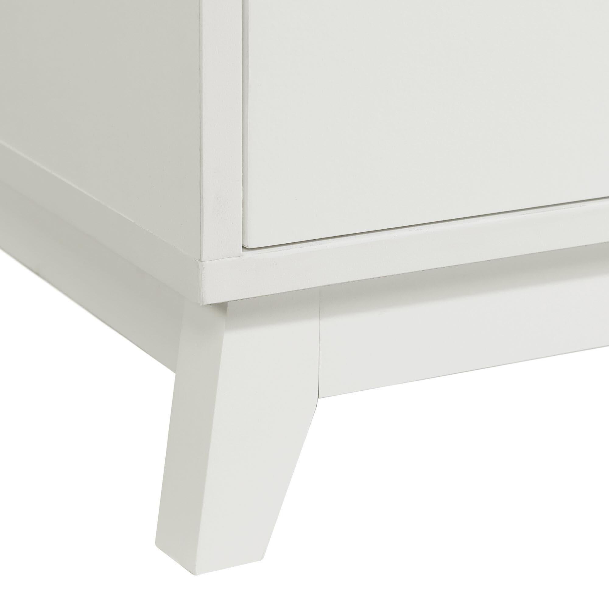 Mayberry Hill Rio 3-Drawer Nightstand in White