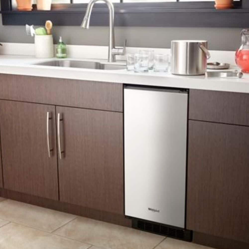 Whirlpool 15&quot; Icemaker with Clear Ice Technology in Fingerprint Resistant Stainless Steel, , large