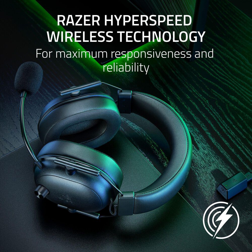 Razer Blackshark V2 Hyperspeed Wireless Gaming Headset in Black, , large