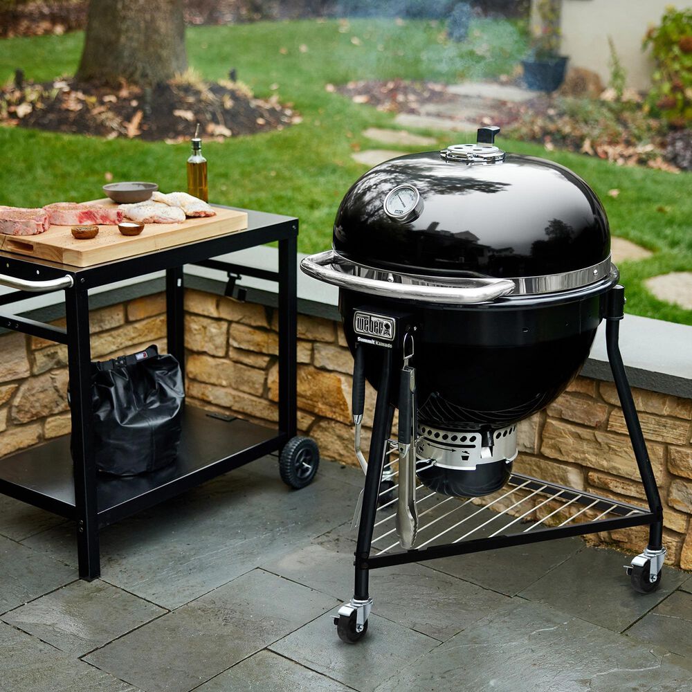 Weber Summit in Black | NFM
