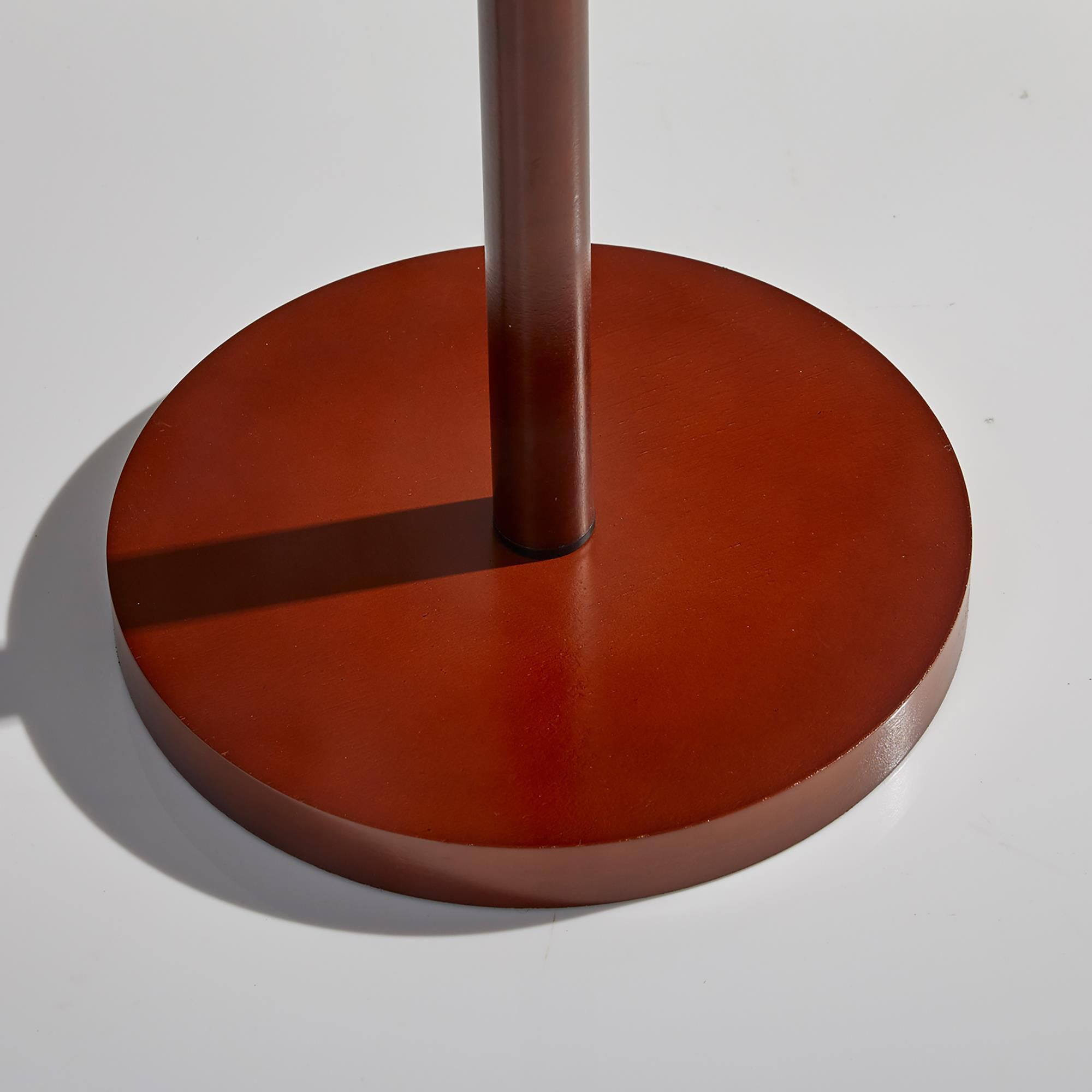 Adesso hamptons floor 2025 lamp