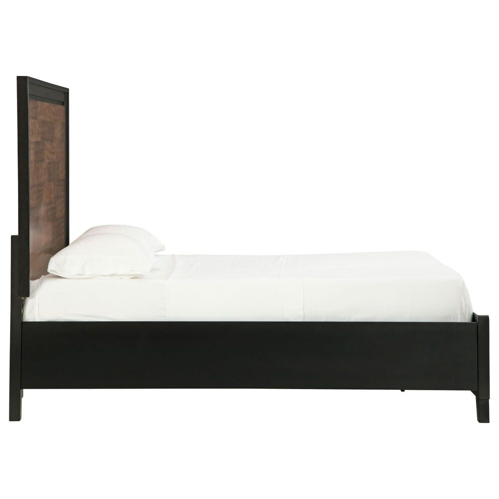 Ashley Kraeburn 4-Piece King Bedroom Set in Brown and Black, , large