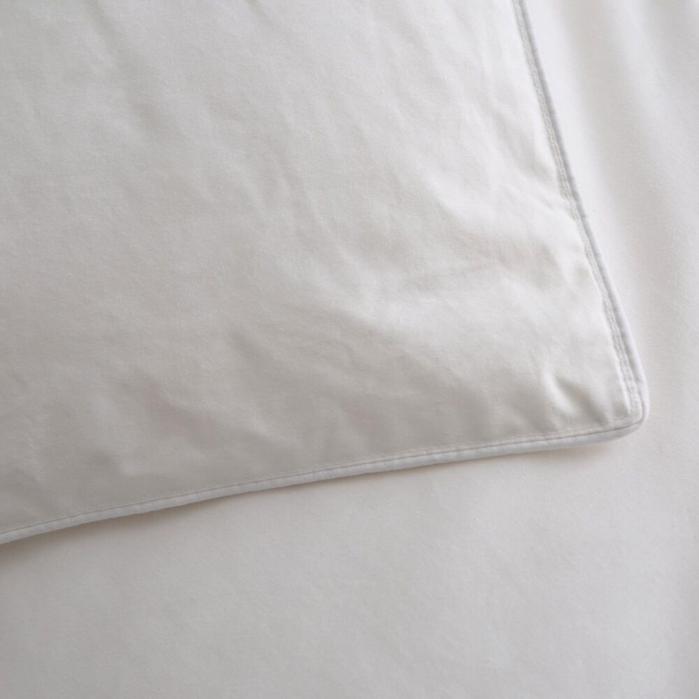Allied Home Candice Olson King Down Comforter 550 Fill Power in White, , large