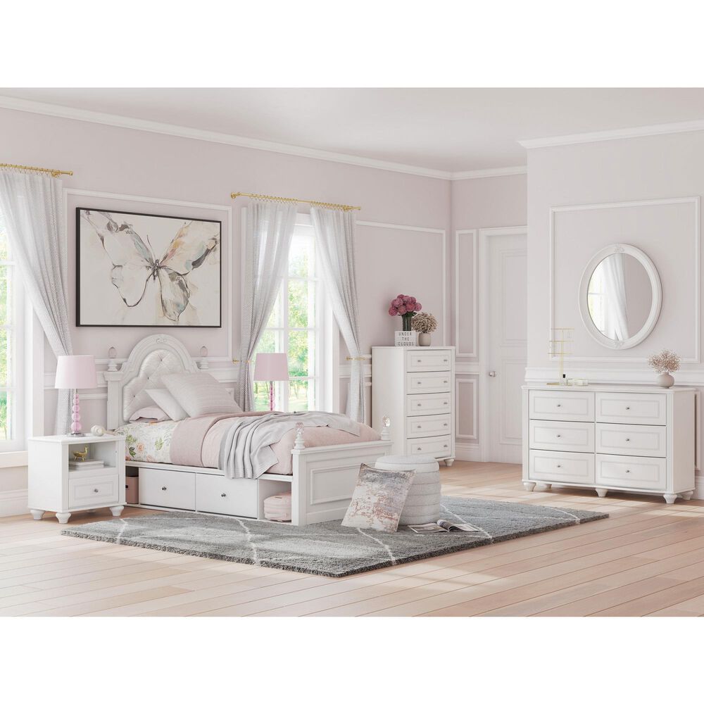 Ashley Kozlani 5-Drawer Chest in White, , large