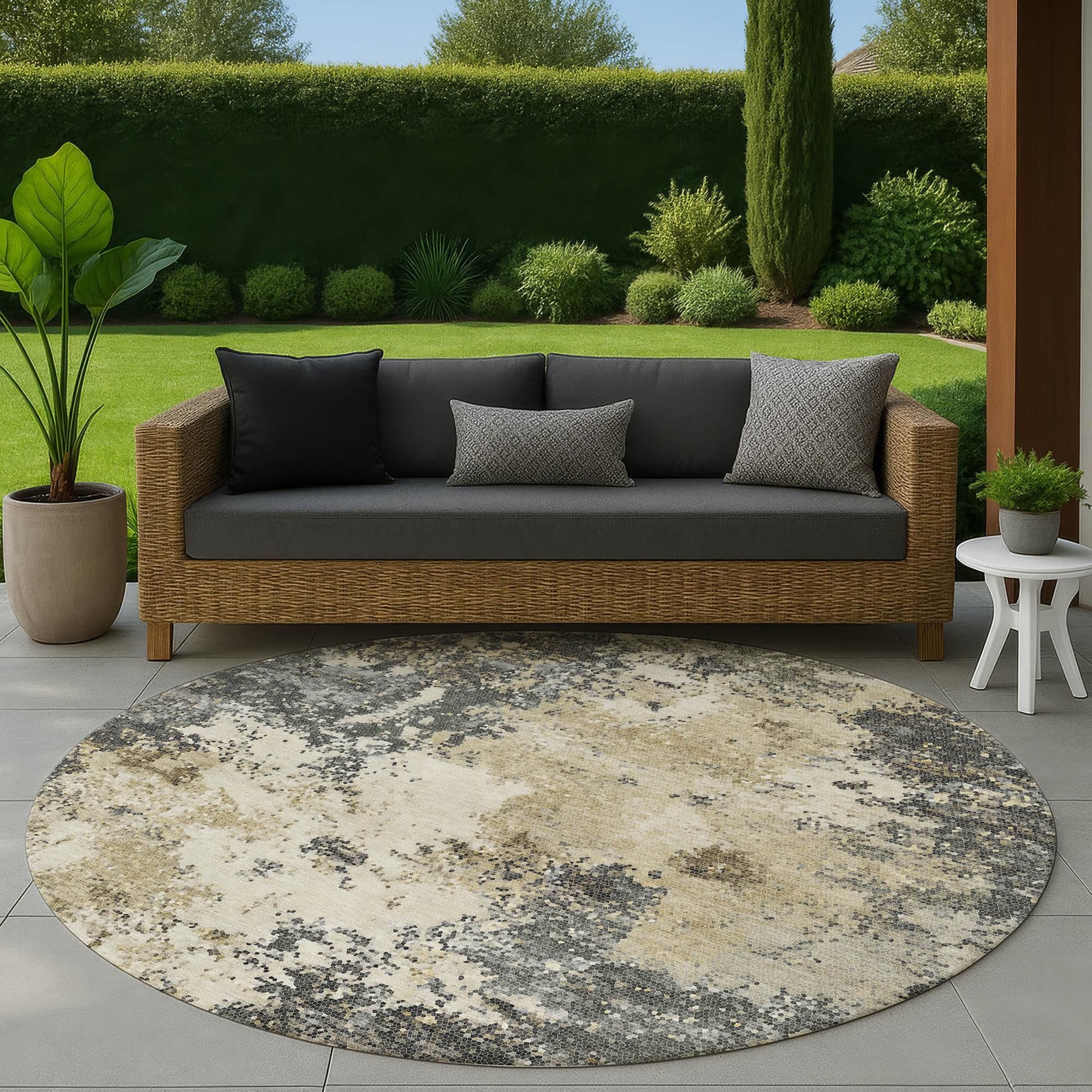 Dalyn Rug Company Lumara LM4 Pewter 8' Round Area Rug