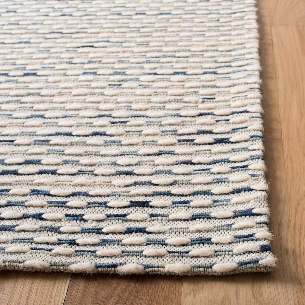 Safavieh Marbella 4&#39; x 6&#39; White and Navy Area Rug, , large