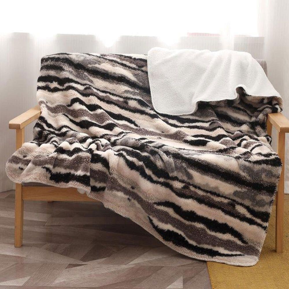 Duke Imports Regal Comfort Darkness Falls 50" x 70" Throw in Black, , large