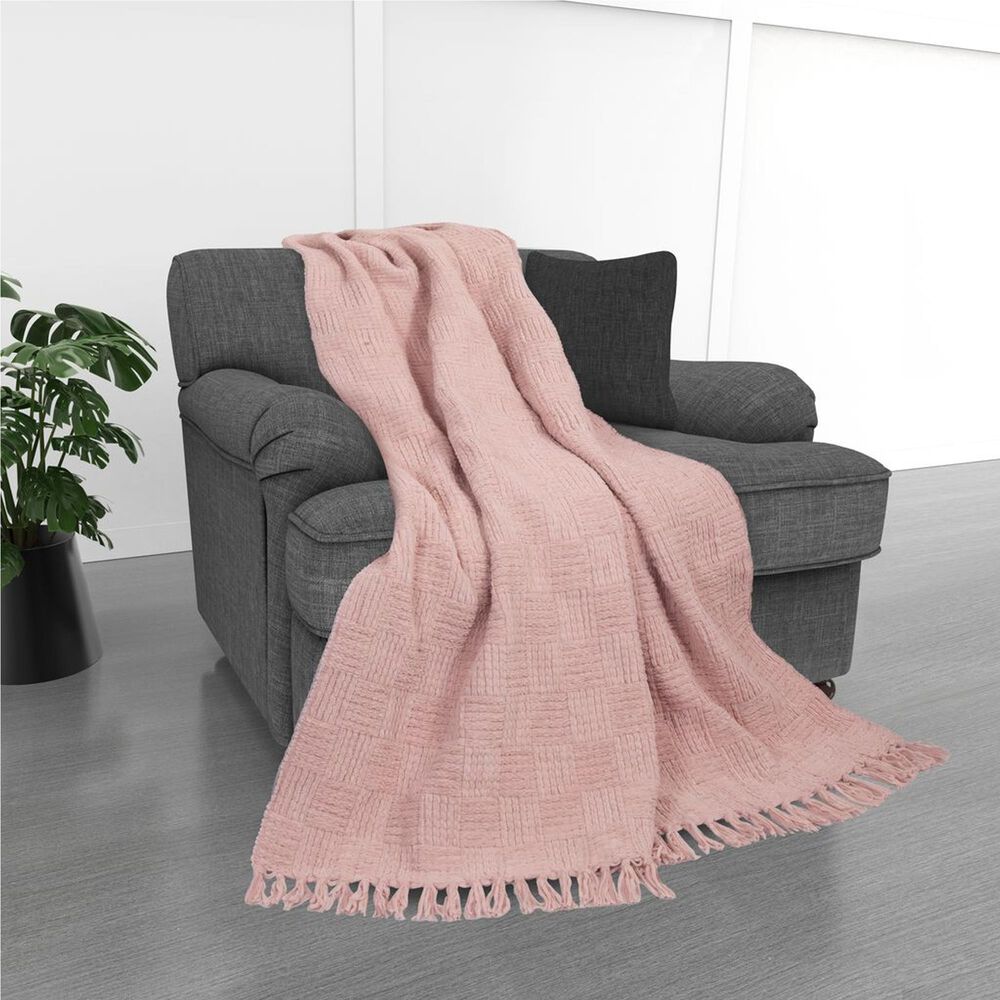Trade Linker 50" x 70" Chenille Polyester Fringed Basket Throw in Blush, , large
