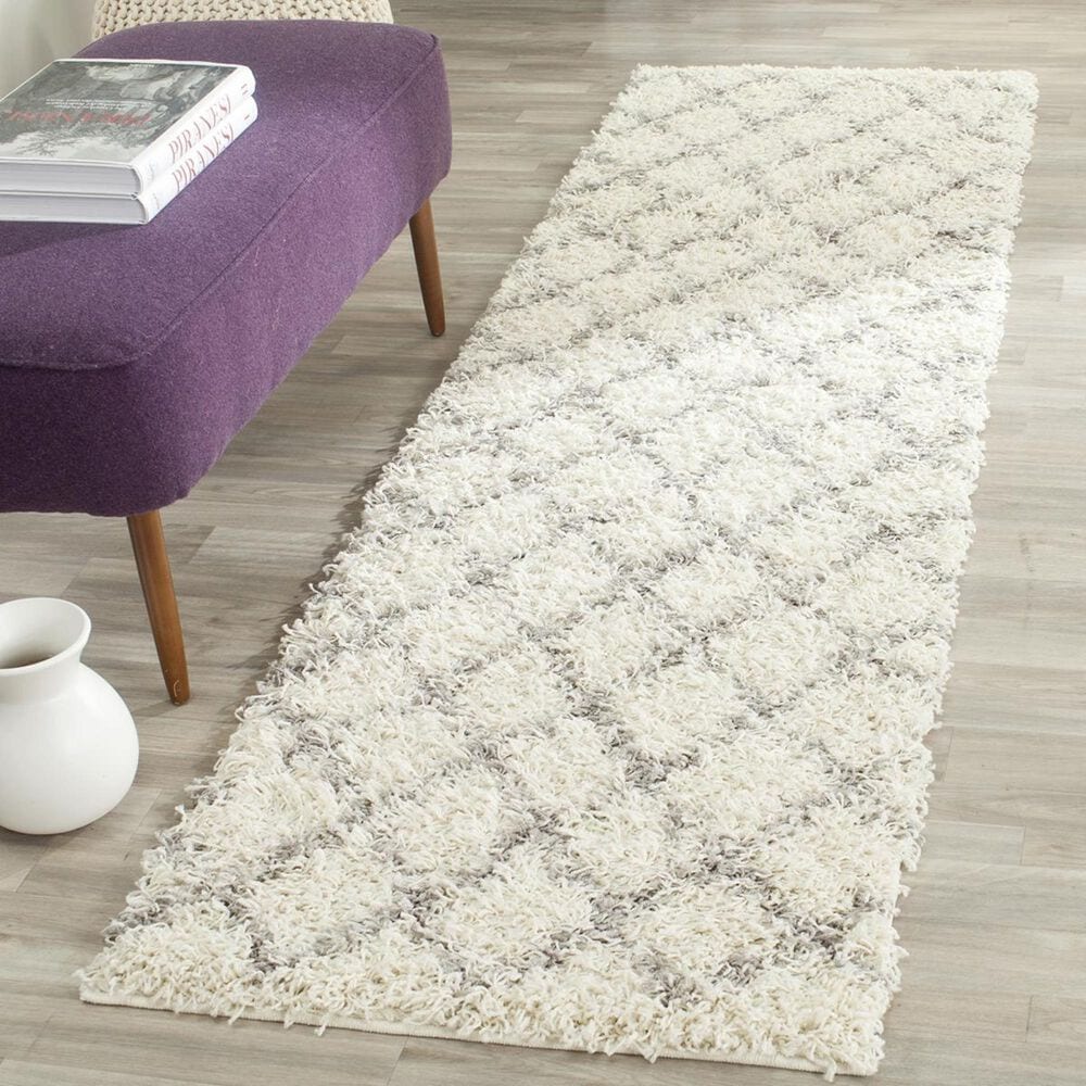 Safavieh Dallas Shag SGD258F-26 2"3" x 6" Ivory/Grey Runner, , large