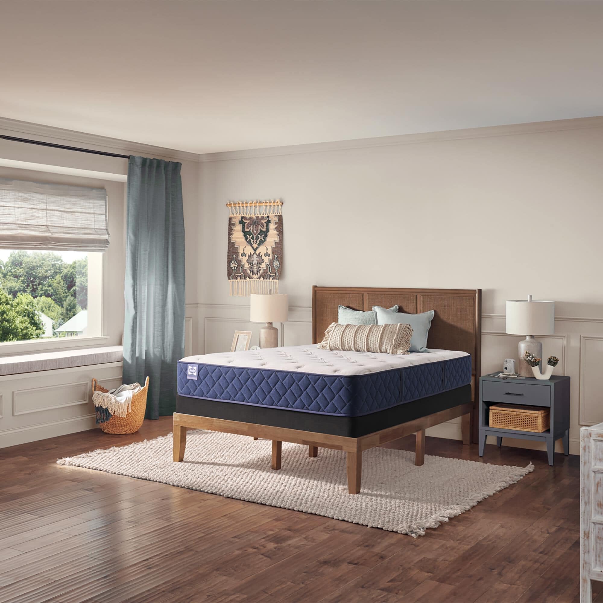 Sealy Safa Park Firm Queen Mattress with High Profile Box Spring