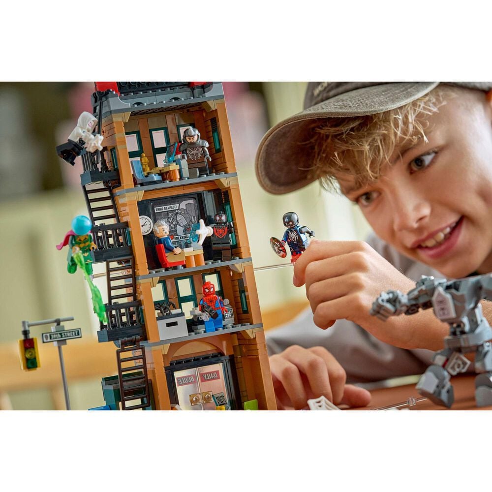 LEGO Marvel Spider-Man vs. Mysterio - The Daily Bugle Building Set, , large