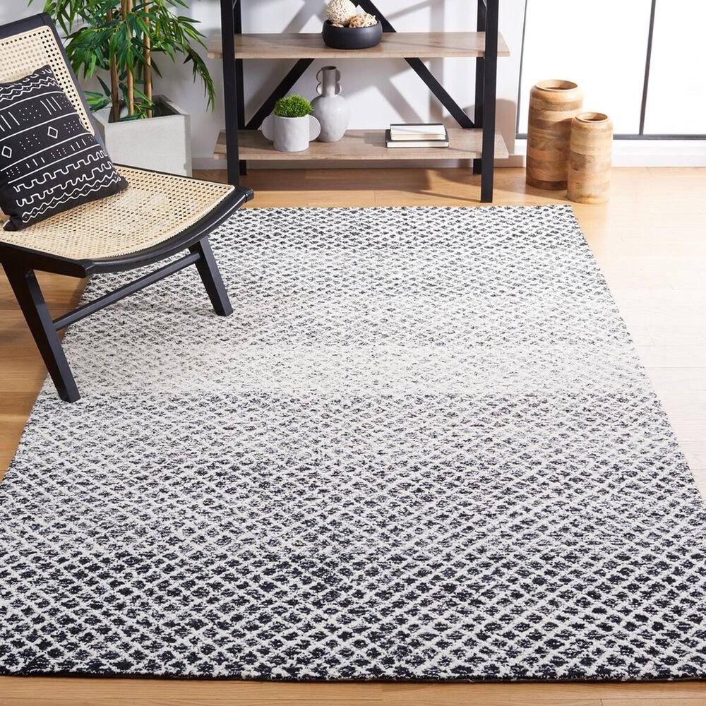 Safavieh Micro-Loop 4&#39; x 6&#39; Black and Ivory Area Rug, , large