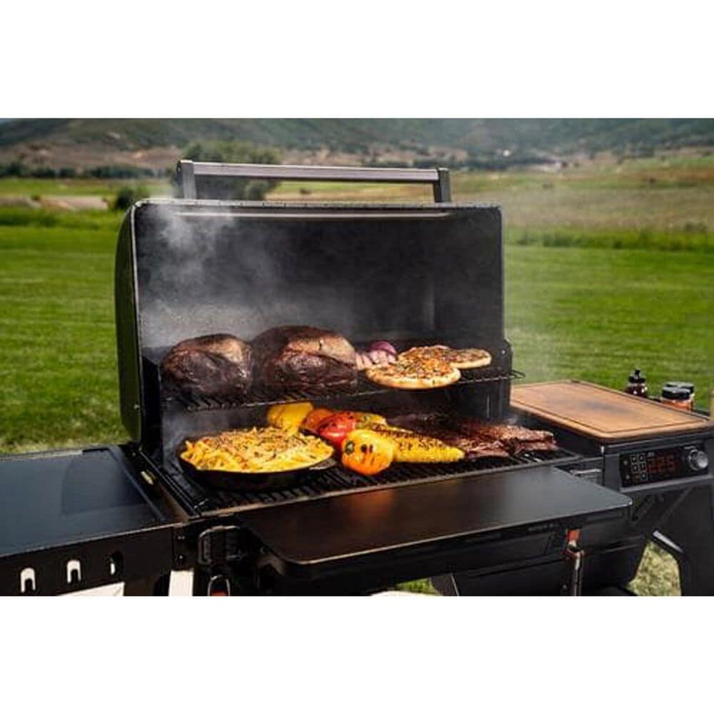 Traeger Grills Woodridge Pro Plus Pellet Grill in Black, , large