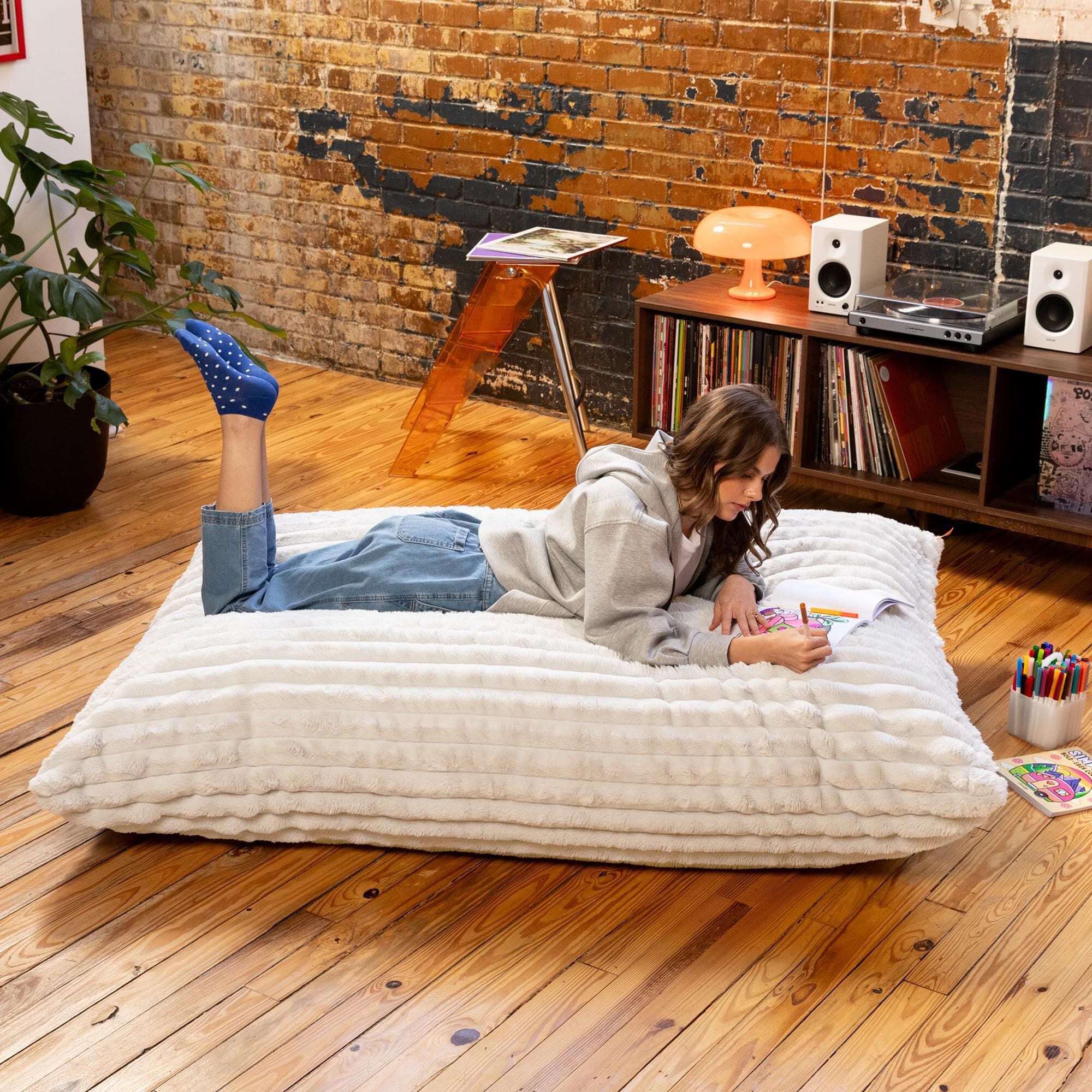 Jaxx Saxx 5.5' Bean Bag Floor Pillow and Lounger in Ivory