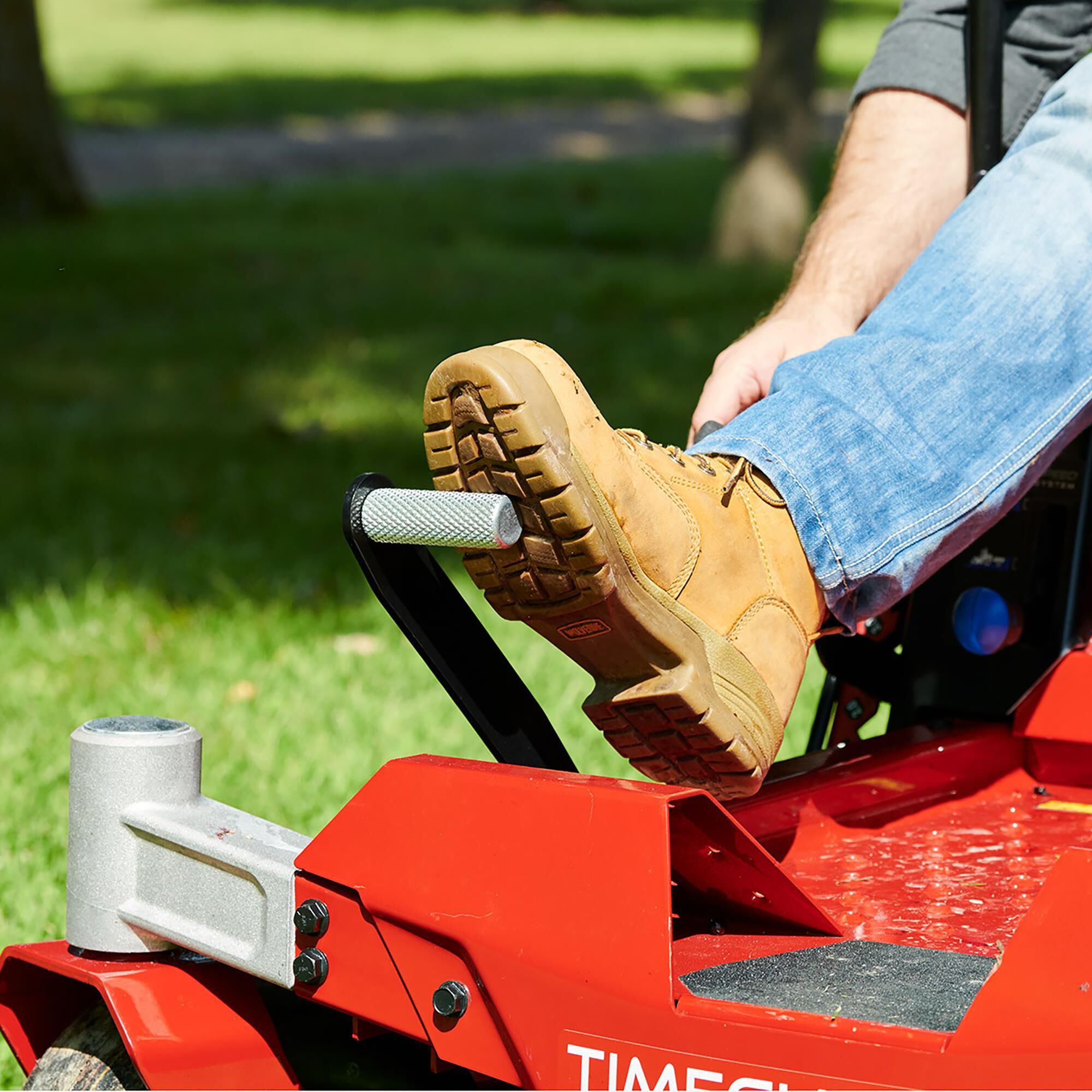 Nebraska furniture sales mart lawn mowers