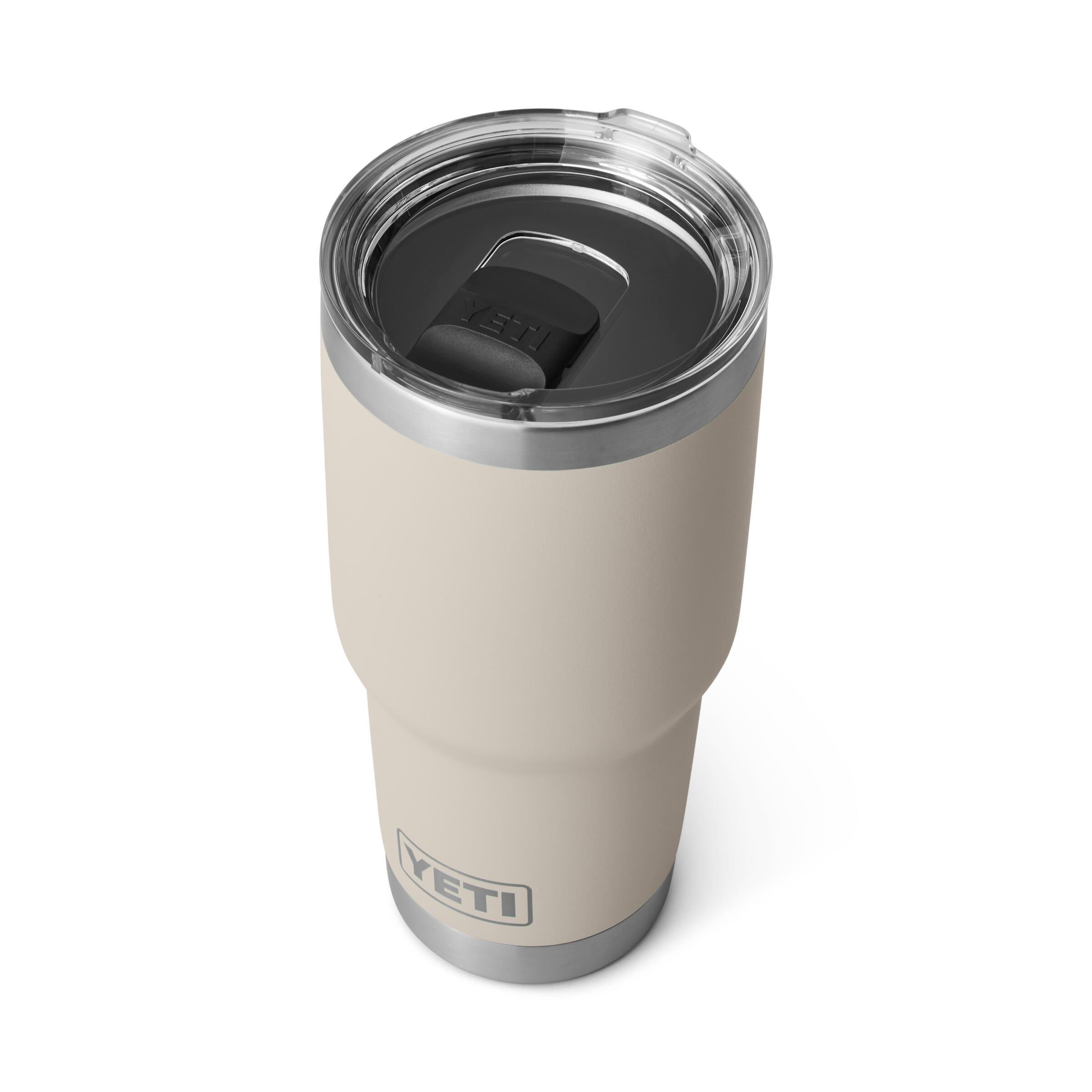 YETI Rambler 30 Oz Tumbler in Cape Taupe YETI Rambler 30 Oz Tumbler in Cape Taupe