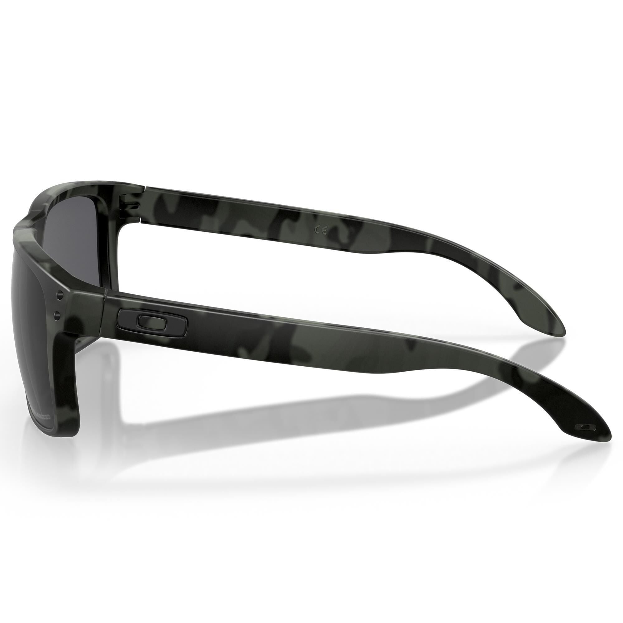Multicam holbrook store