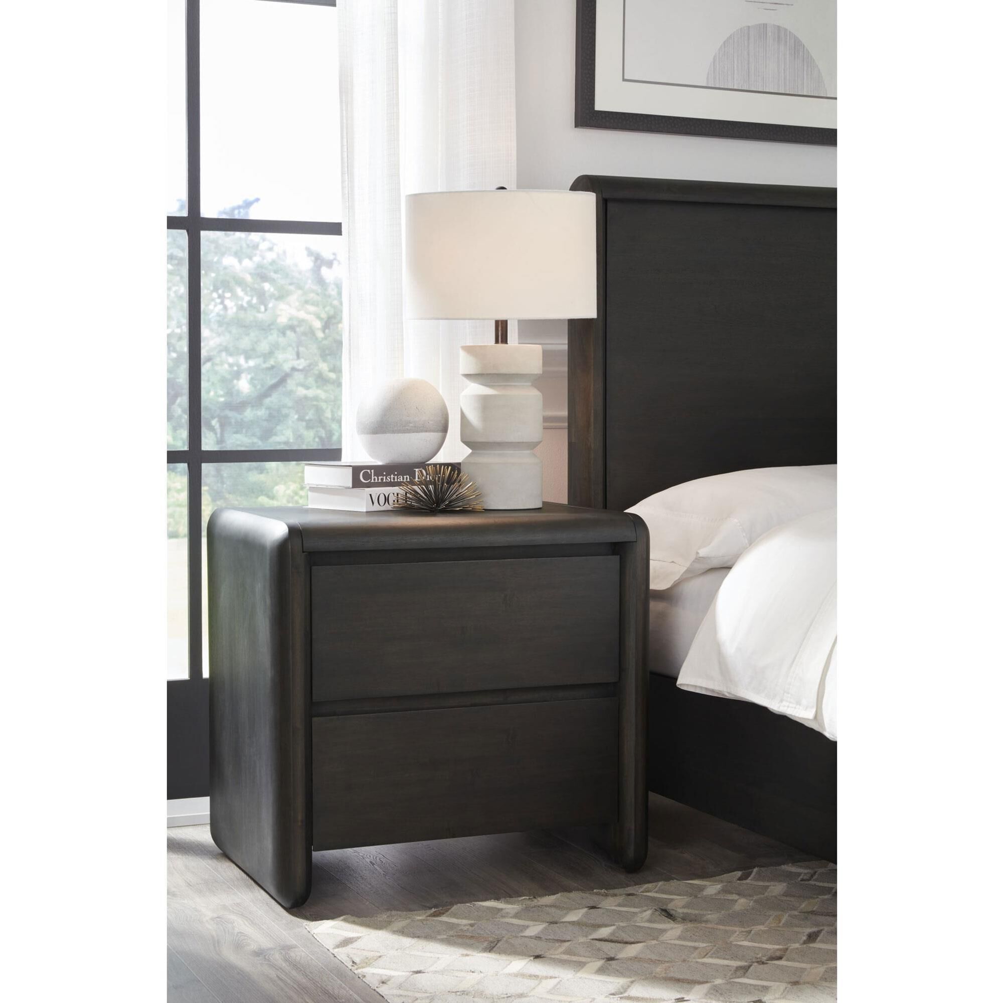 Urban Home Xolani 2-Drawer Nightstand in Jaguar