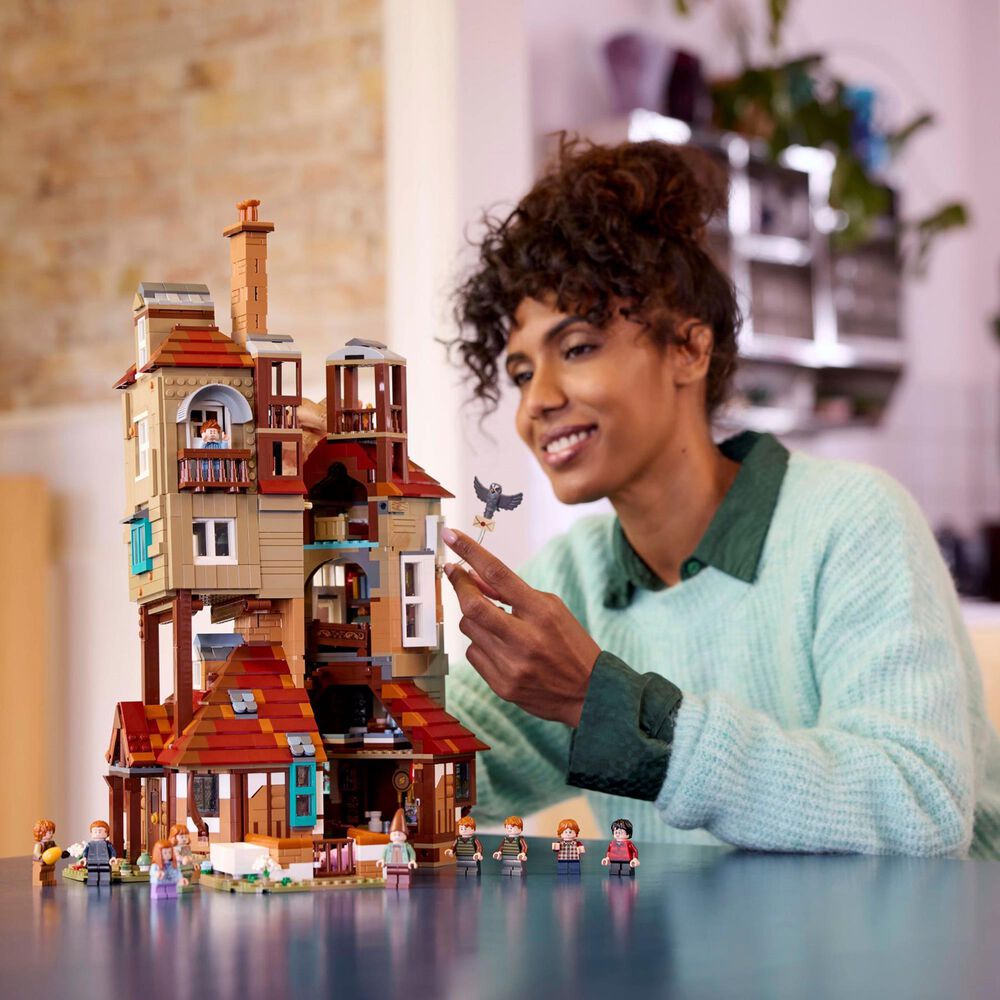 LEGO Harry Potter The Burrow, , large